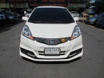 ดาวน์ 9000 บาท HONDA JAZZ 2011 ไมเนอร์เช้น ชุดแต่งรอบคัน เกียร์อัตโนมัติ พวงมาลัยมัลติ ไฟตัดหมอก แม็กแต่งยางใหม่ เบาะหนังดำ กุญแจรีโมท ขับสนุก เซ็นเซอร์กันชนหลังครบ ประหยัดน้ำมัน แต่งงามๆ ตามรูปเลยจ้า