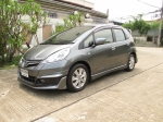 เบาๆ ออกรถ แค่ 99 บาท HONDA JAZZ 1.5V ปี2012 รถสวยมือเดียว ชุดแต่งรอบคัน พ.มัลติ เกียร์อัตโนมัติ ไฟฟ้าทั้งคัน CD ABS AIRBAG ไฟตัดหมอก กุญแจรีโมท เซ็นเซอร์กันชนหลัง ล้อแม็กยางใหม่ โทร 095 7401229